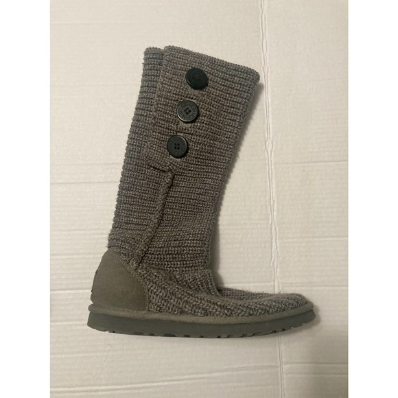 UGG Cardy‎ Sweater Boots 7 Gray knit buttons 5819 - Picture 1 of 7